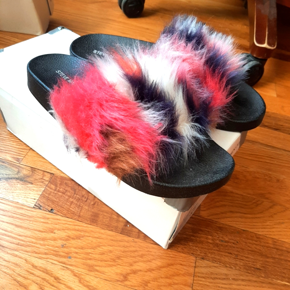 Steve Madden Softey Multi Slides